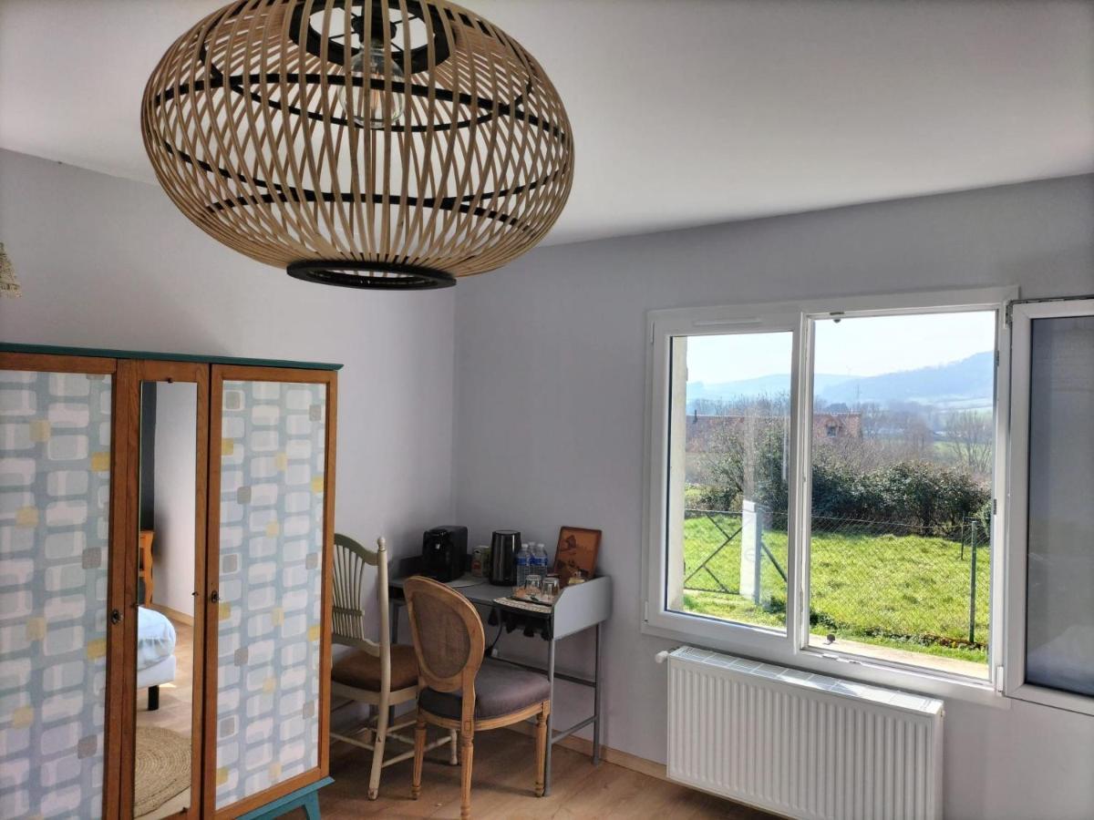 Agreable Chambre Meublee, Vue Sur La Vallee De L'Auxois Villy-en-Auxois Экстерьер фото